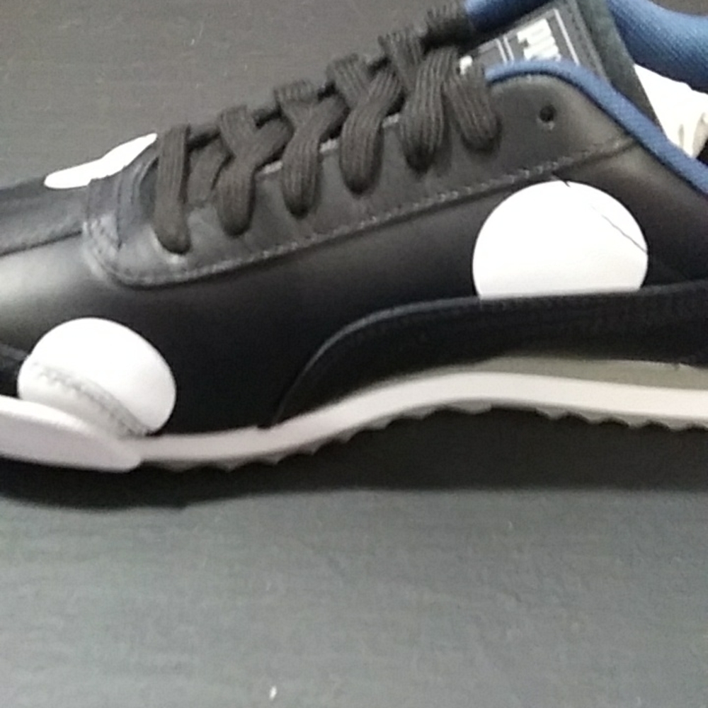 Shoes - Picture 5 of 6